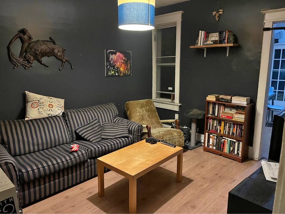 4 Beds 1.5 Baths - House