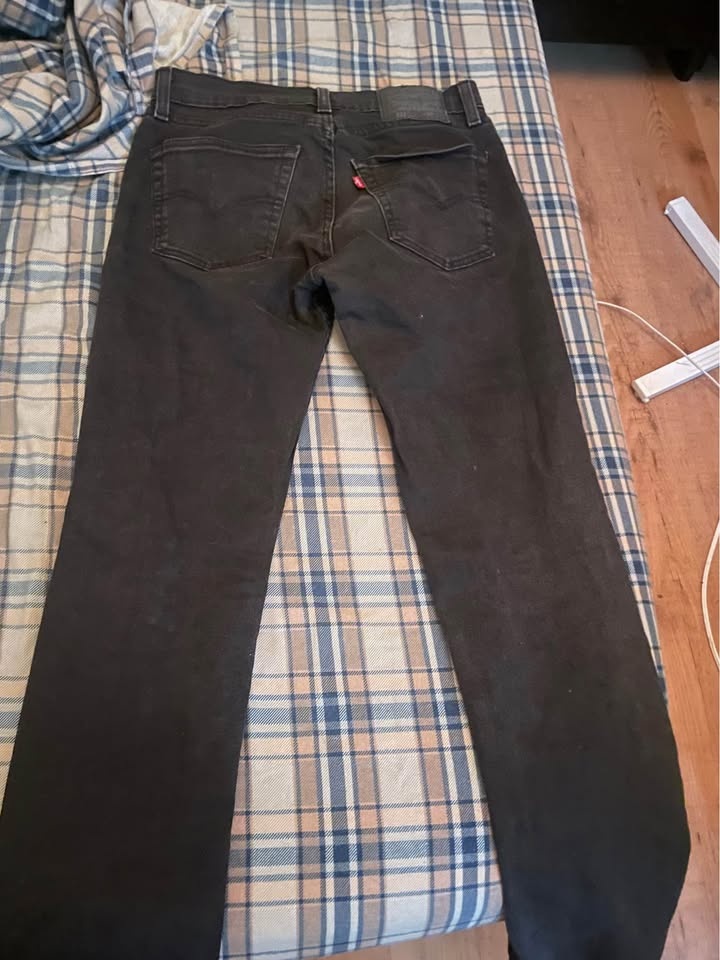 Black Levis 511 30/32