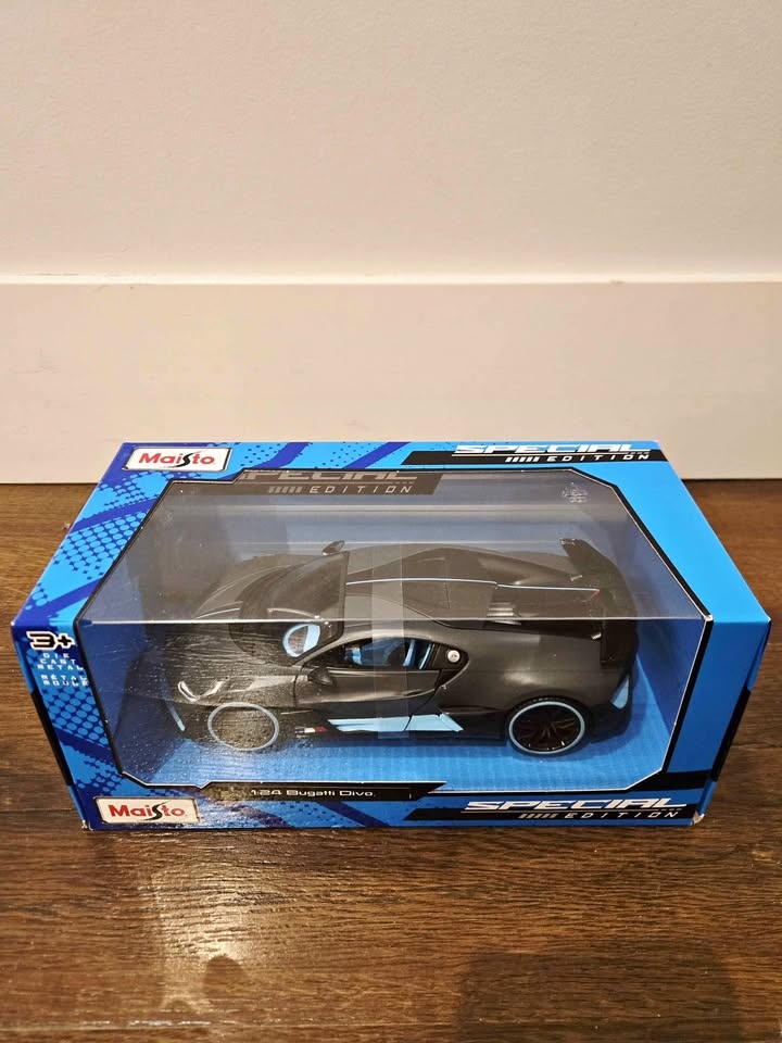 Brand New Maisto Special Edition Bugatti Divo 1:24 Scale