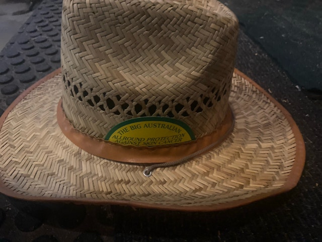 Big Australian Hat - photo 2