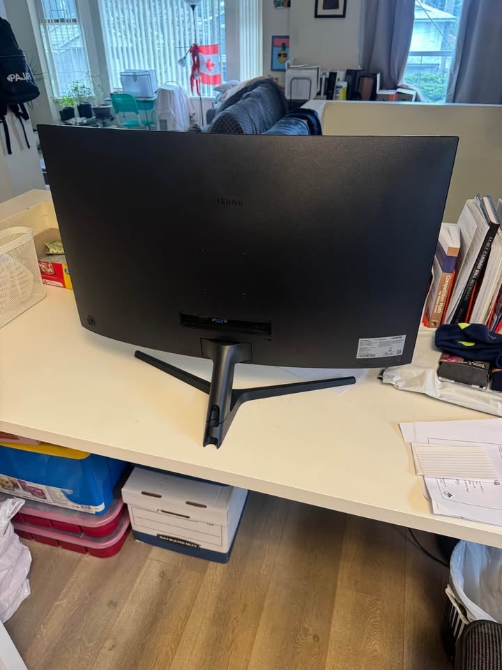 Samsung 32” Curved Monitor C32R500FHNXZA - photo 3