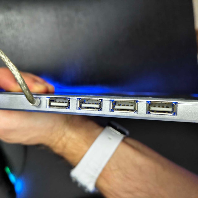 Gaming Mouse Pad with USB Hub - photo 4