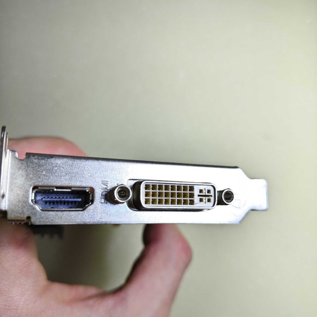 Radeon HD 4550 512Mb Video Graphics Card - photo 4