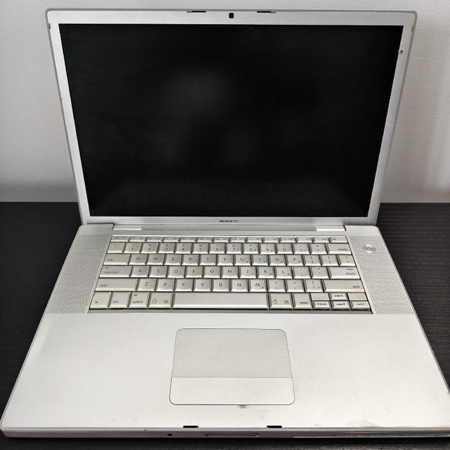 MacBook Pro 1st Gen - For Collectors or Parts