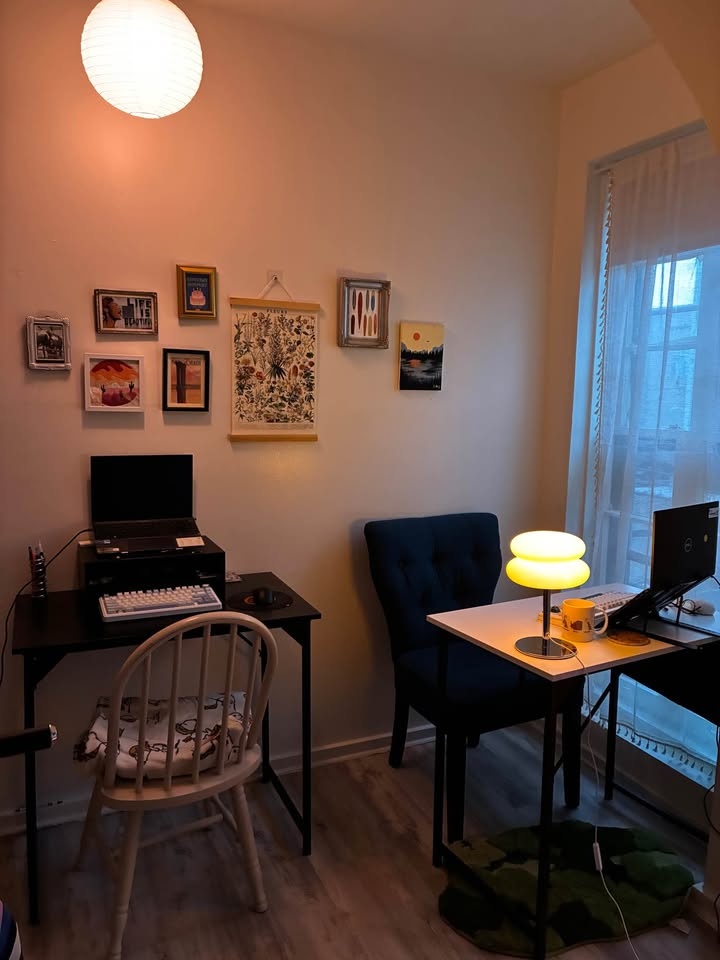 Two Desks - Black and White - photo 3