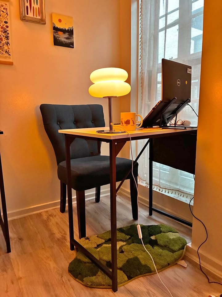 White Desk