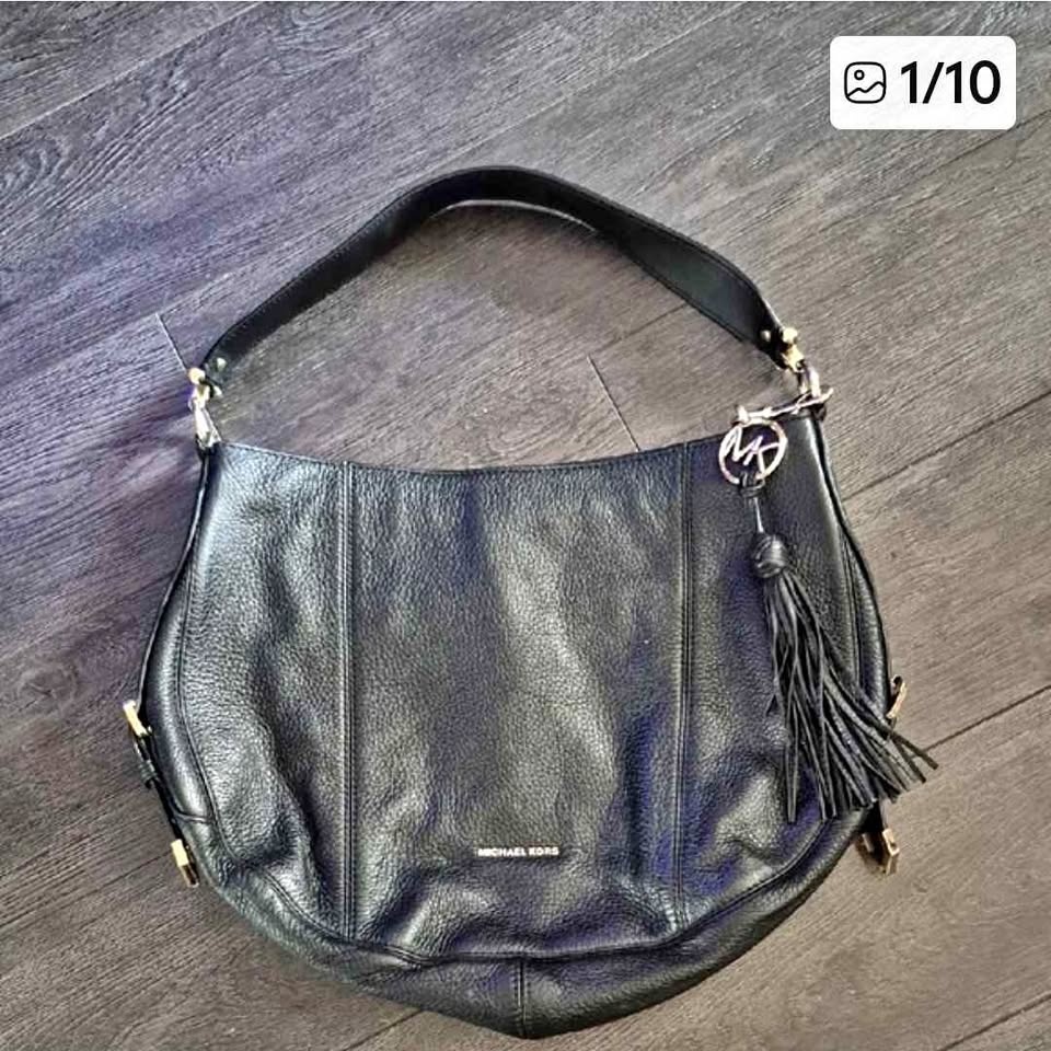 MICHEAL KORS LEATHER HANDBAG