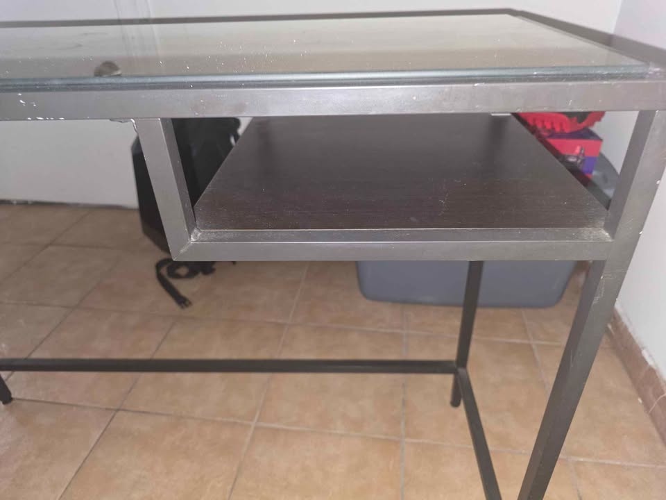 Glass table with metal frame - photo 2