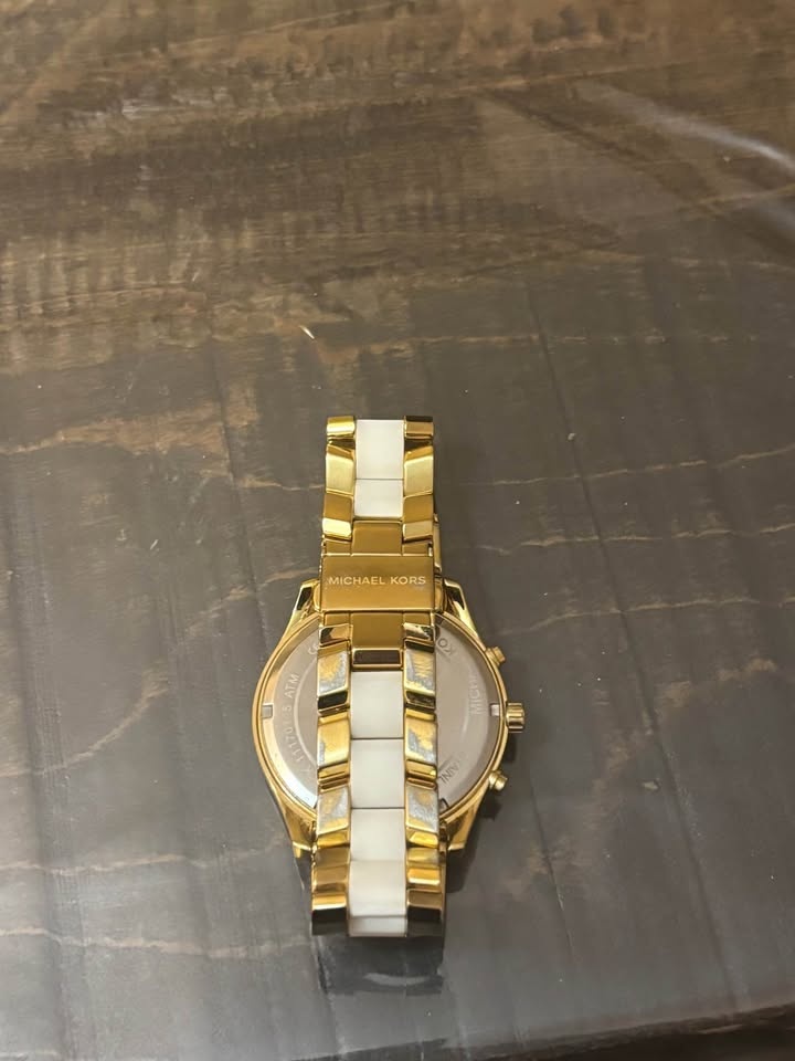 Michael Kors Women’s Gold/White Watch - MK-6466 111701 - photo 4