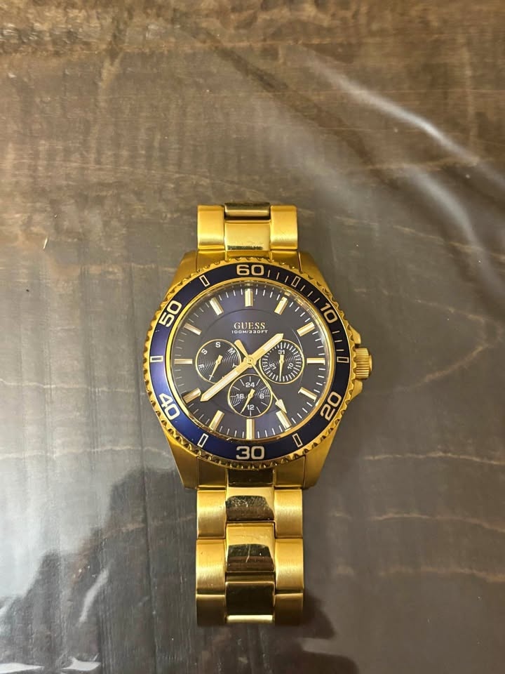 Guess Men’s Gold Watch - U0172G5