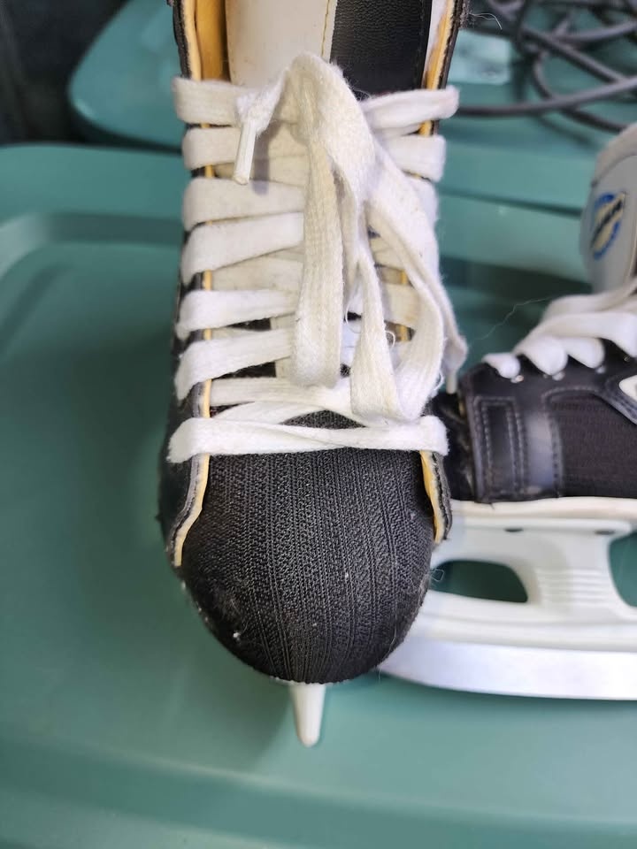 Bauer 3D Hockey Skates - Kids Youth Size 3 *EUC* 🥕 - photo 3