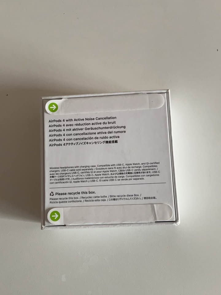 Unopened AirPods 4 - photo 2