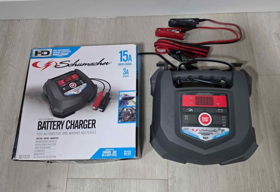 Schumacher 15A Fully Automatic Battery Charger - photo 3