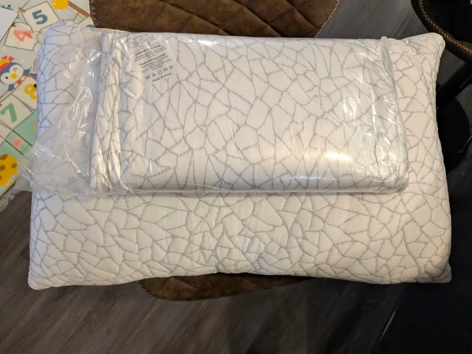 Queen Size Cooling Bed Pillows - Set of 2 - photo 2