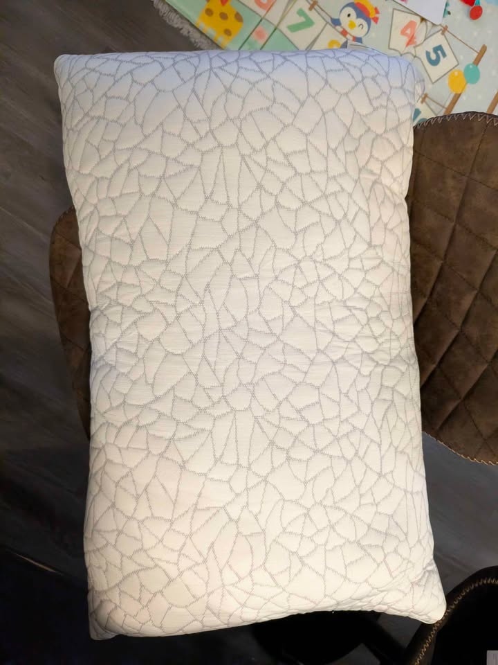 Queen Size Cooling Bed Pillows - Set of 2 - photo 3