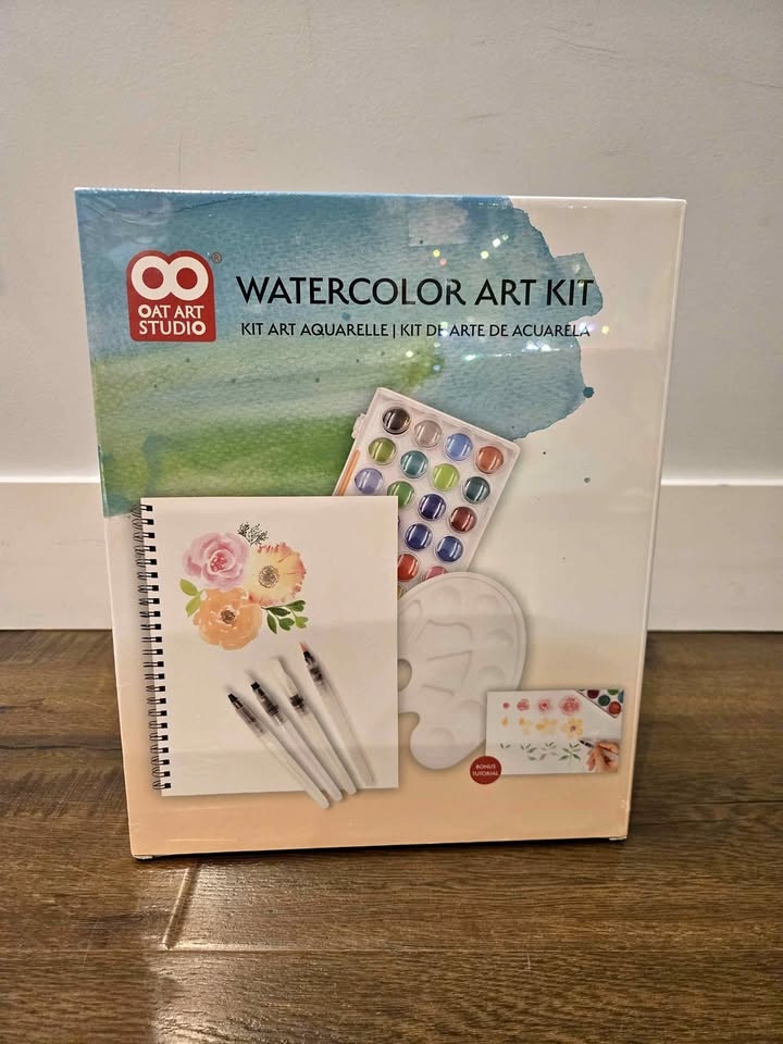 Brand New Watercolor Art Kit
