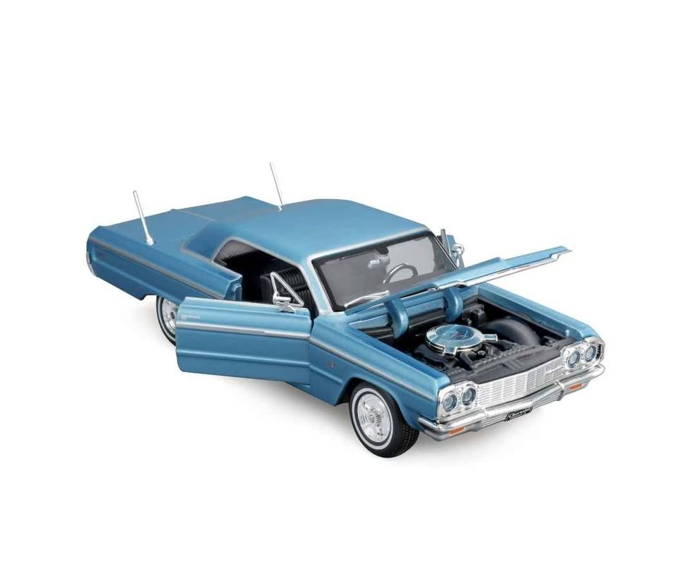 Brand New Maisto 1964 Impala SS Die-Cast Model (1:26) - photo 3