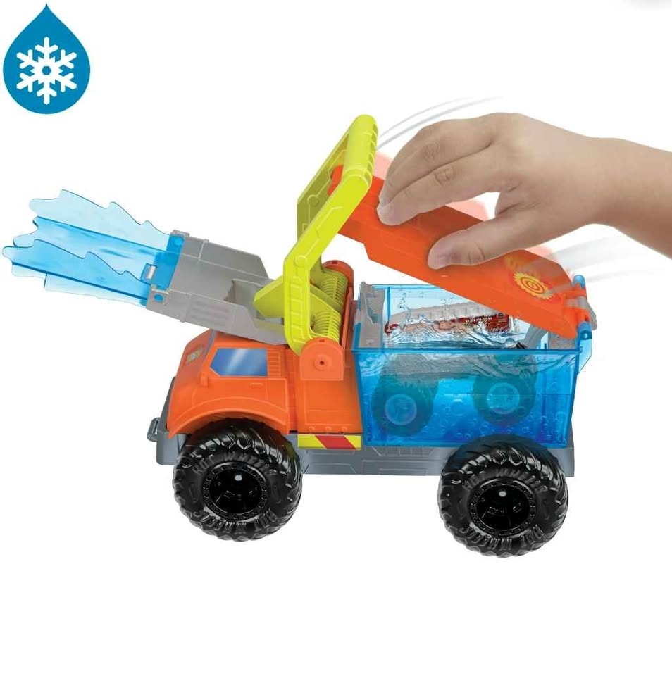 Hot Wheels Monster Trucks Color Shifters Playset - photo 4