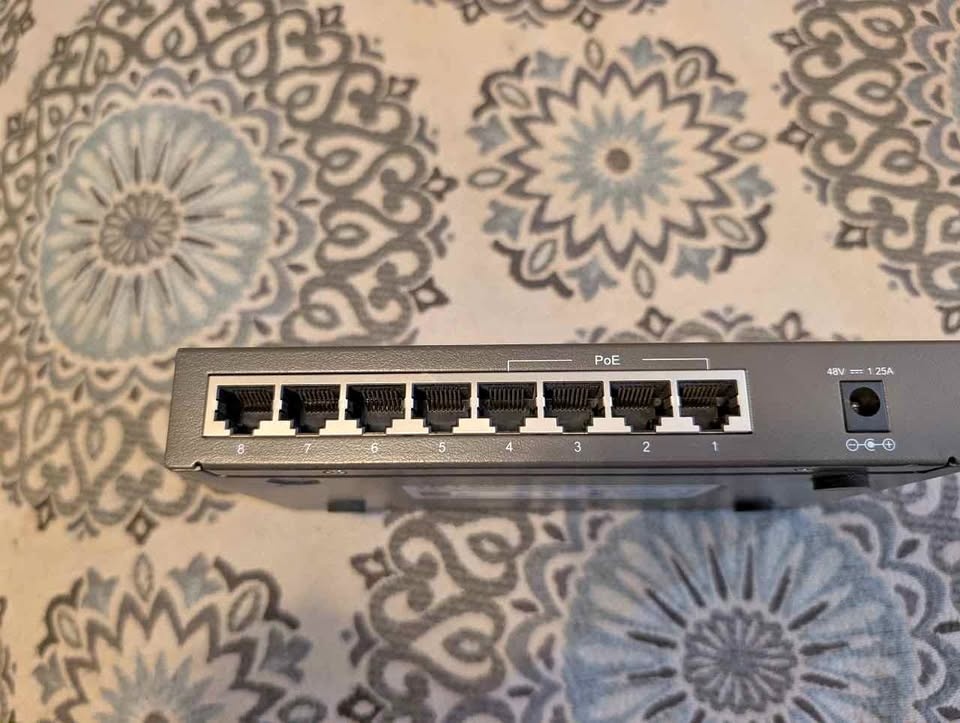 TP-Link 8-Port PoE Switch (TL-SF1008P) - As-Is