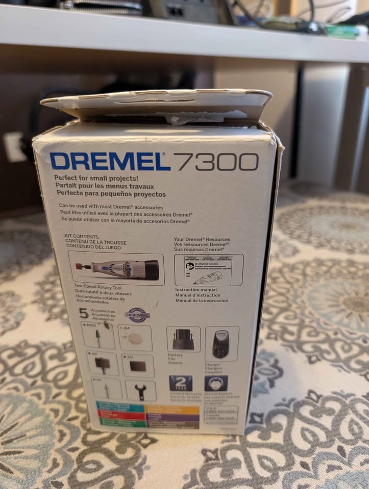 Dremel 7300 Cordless Rotary Tool - Used Twice - photo 2
