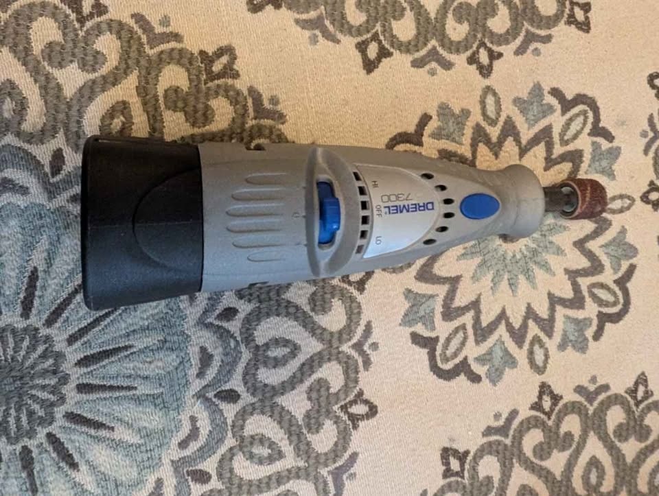 Dremel 7300 Cordless Rotary Tool - Used Twice - photo 4