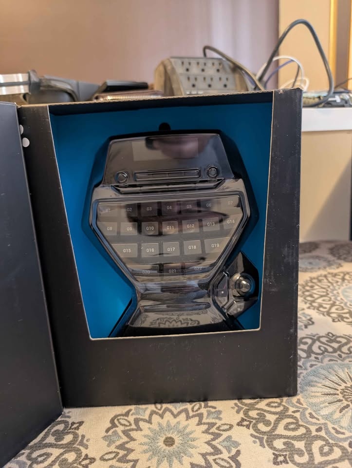 Logitech G13 Advanced Gameboard - Gently Used - photo 3