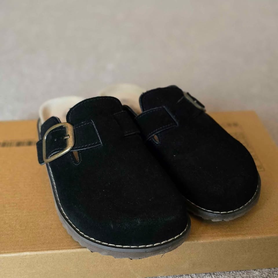 Cushionaire Black Genuine Suede Clogs for Women - Size 6 - photo 3