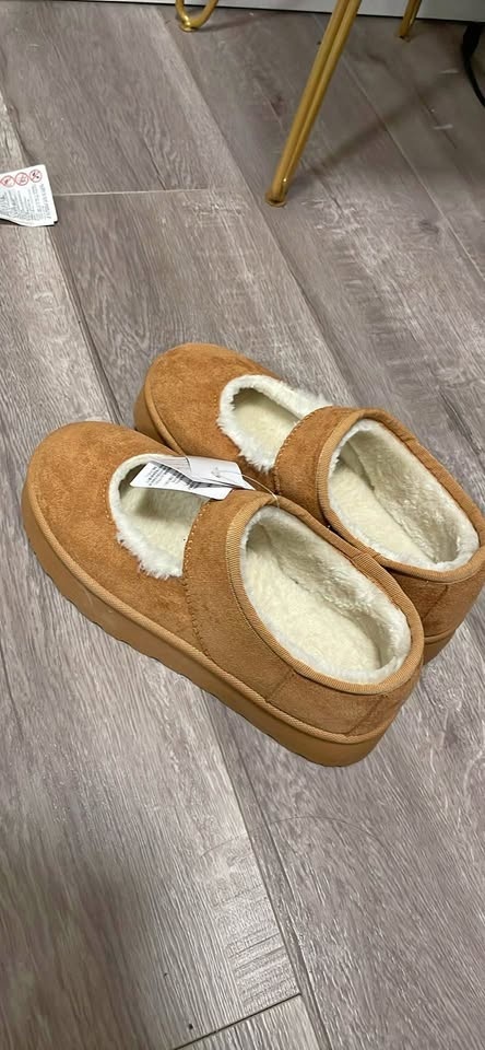 Mary Jane Style Platform Shoes