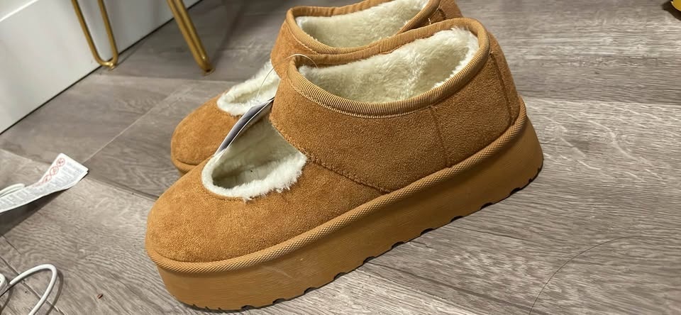 Mary Jane Style Platform Shoes - photo 2