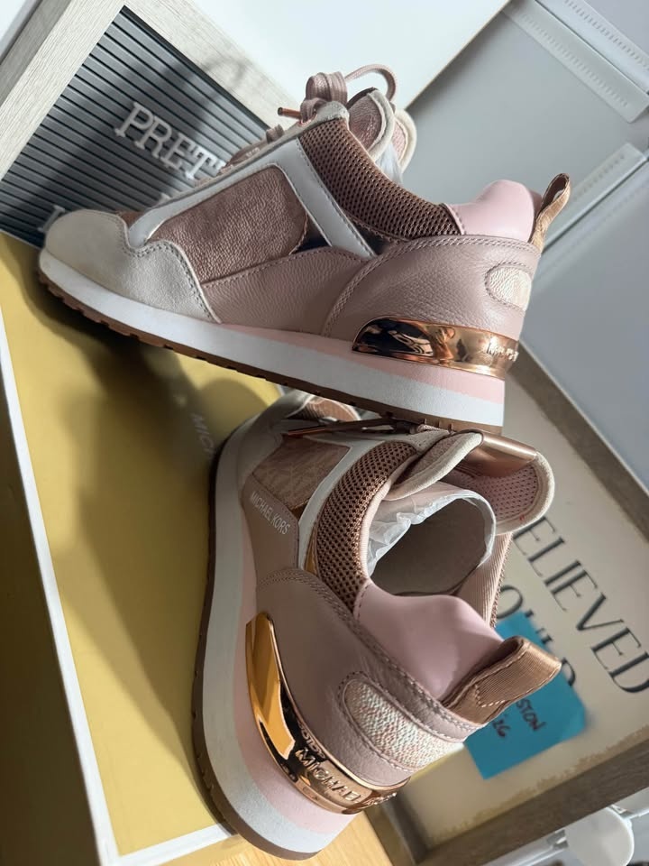 Brand new MK shoe size 7 - photo 2