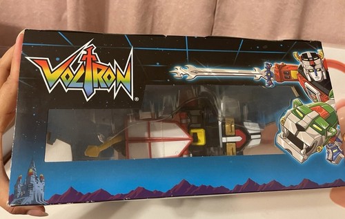 Voltron Classic Legendary Black Lion Action Figure 40th Annivers - photo 3
