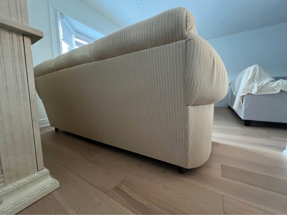 3 piece Custom Italian Sofa set - photo 3