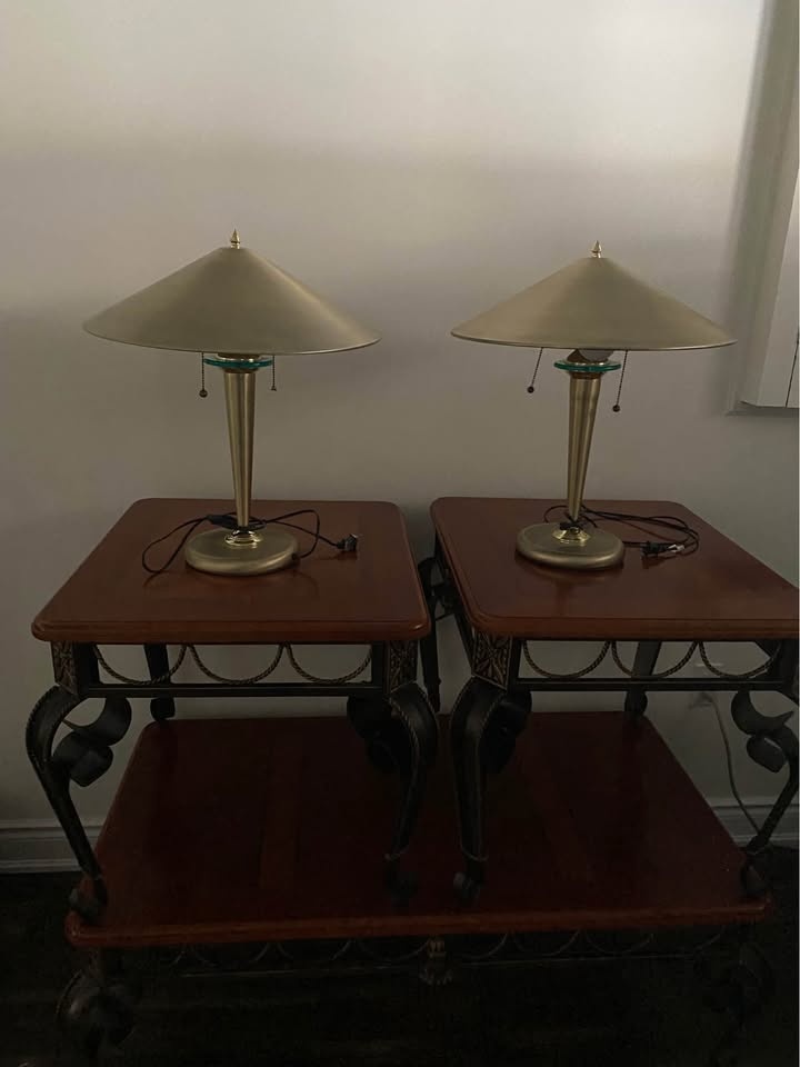 Antique Coffee table set with brass lamps - photo 5