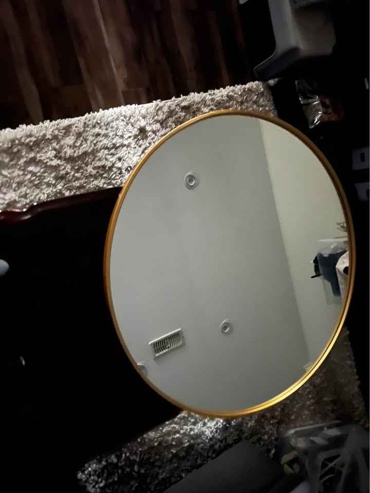 Studio 3B 36-Inch Round Wall Mirror in Gold - photo 2