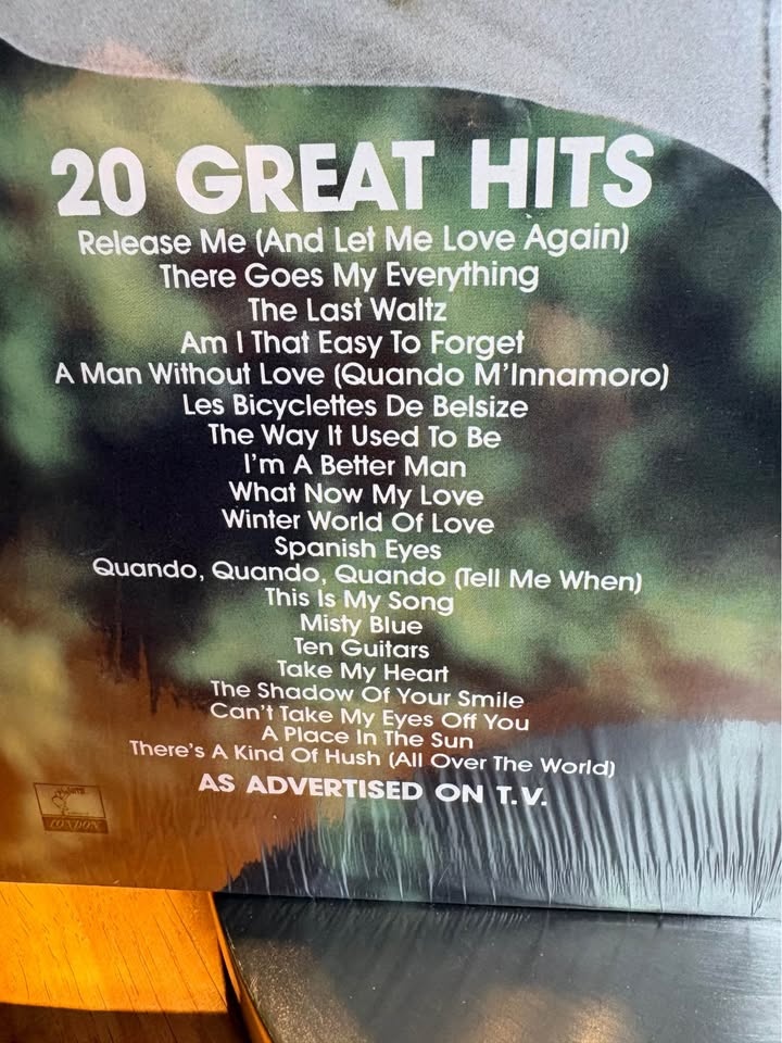 1977 Engelbert Humperdinck Vinyl "20 Great Hits" - MINT! - photo 2