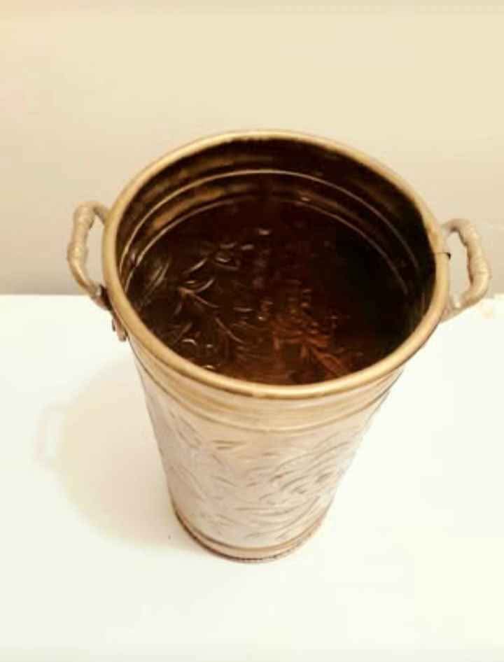 Vtg Floral Embossed Brass Vase - photo 2
