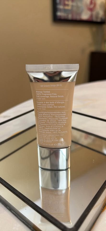 BNIB Clinique Even Better Refresh Hydrating Makeup - 64 Cream Be - photo 2