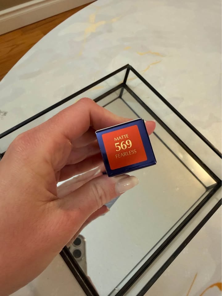 BNIB Estee Lauder Pure Colour Lipstick - photo 2
