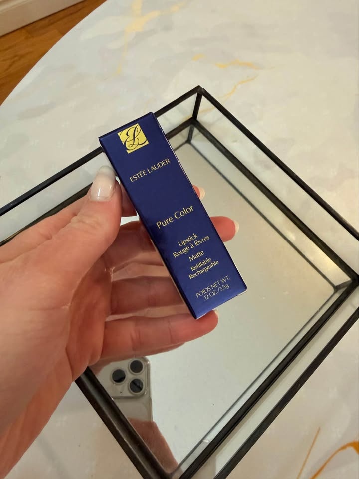 BNIB Estee Lauder Pure Colour Lipstick - photo 3