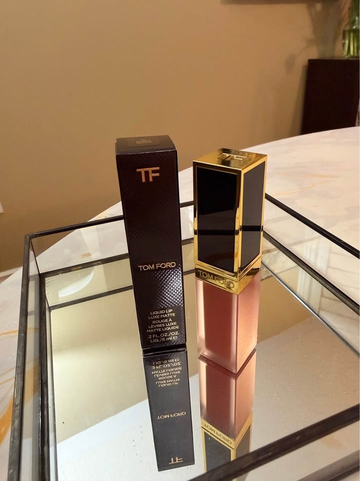 BNIB Tom Ford Liquid Lipstick in “Burnt Peach” - photo 2