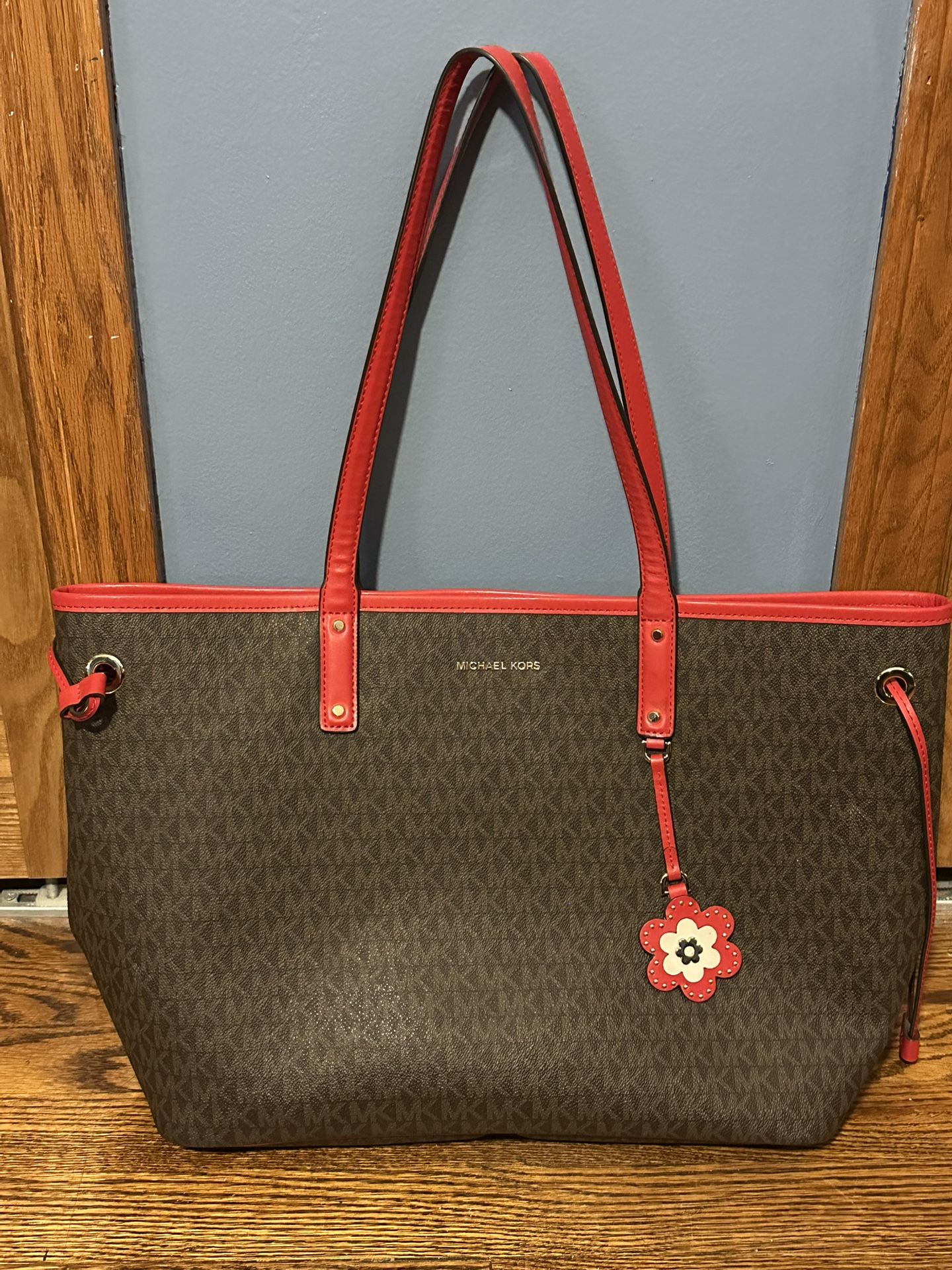 Michael Kors purse