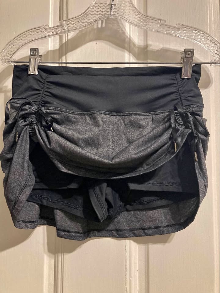 Lululemon Workout Skort - Size 8