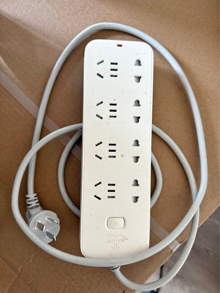 Extension cord (Chinese plug)
