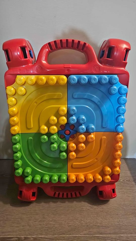 Mega Bloks First Builders Build 'n Learn Table