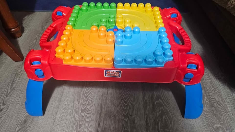 Mega Bloks First Builders Build 'n Learn Table - photo 2