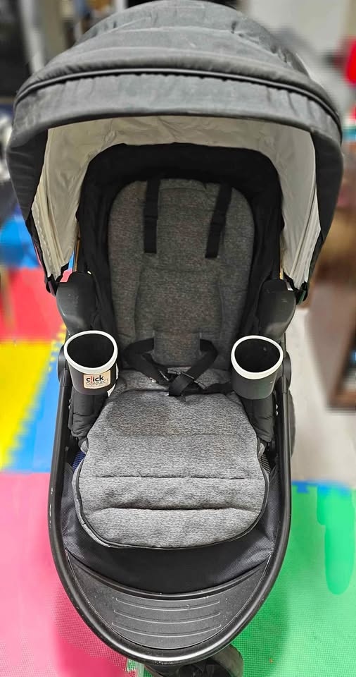 Graco FastAction Click Connect Stroller - Great Condition