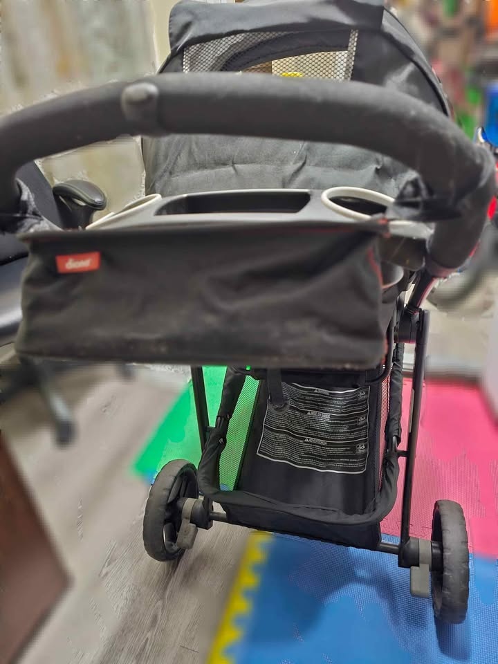 Graco FastAction Click Connect Stroller - Great Condition - photo 3