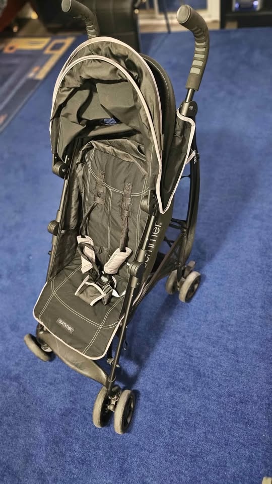 Great Condition, Used Summer Infant 3Dlite+ Convenience Stroller - photo 2