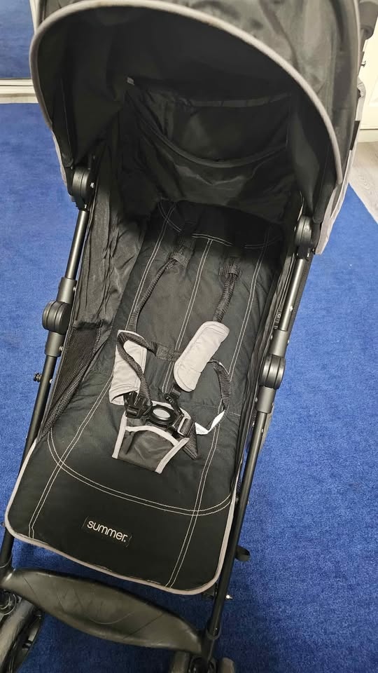 Great Condition, Used Summer Infant 3Dlite+ Convenience Stroller - photo 5