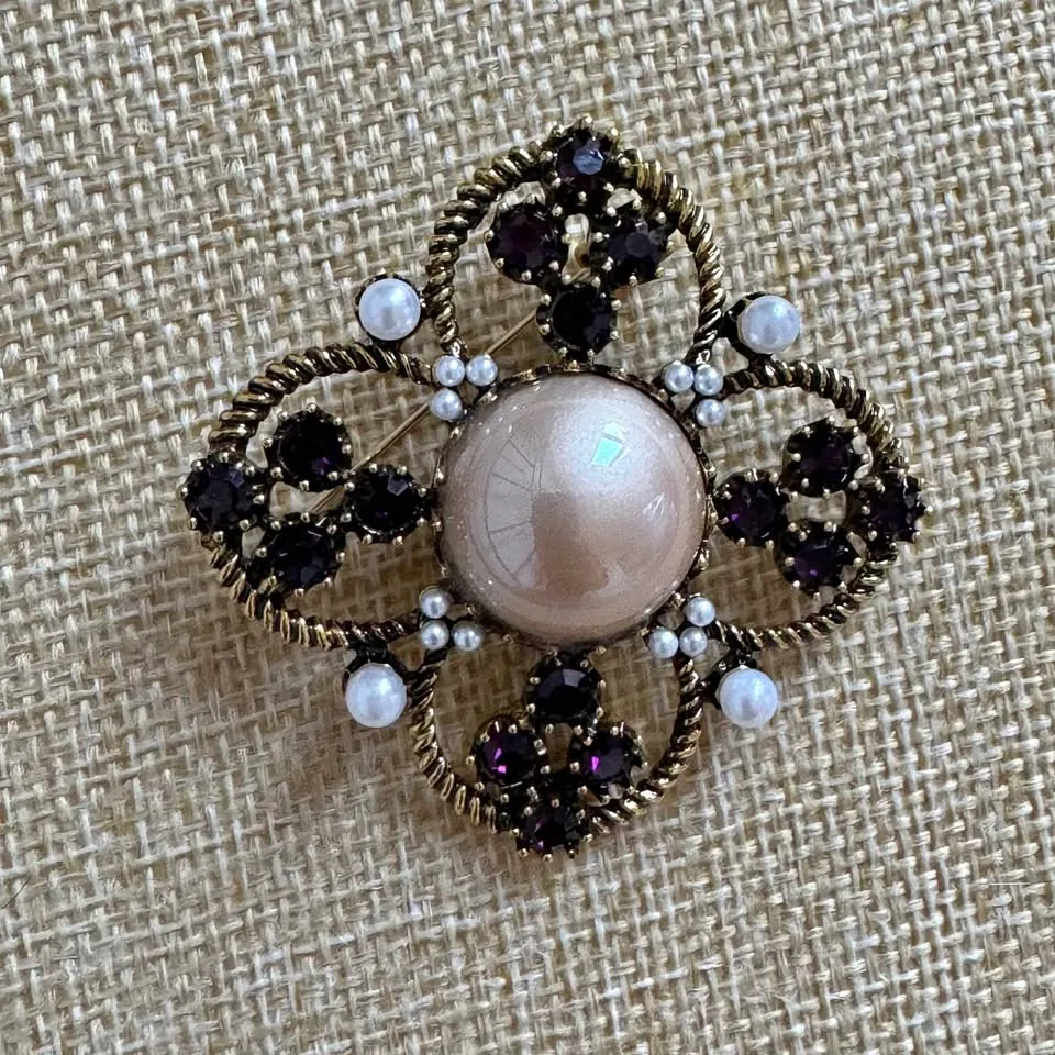 Art Nouveau Rhinestone Brooch thumbnail